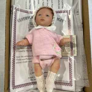 Collector’s Ashton Drake Doll, “Pretty As A Picture”